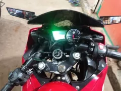 YAMAHA R15 V2